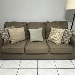 3 Seater Sofa & Throw Pillows