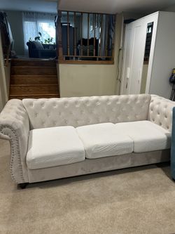 White/beige Sofa