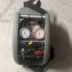 INFICON 714-202-G1 VORTEX AC REFRIGERANT RECOVERY MACHINE 11-41076 Powers On