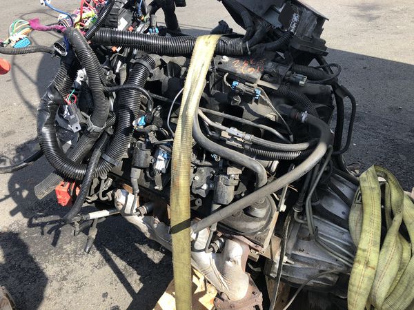 2003 Chevy Tahoe 5.3 LS complete motor and wiring harness 160 thousand