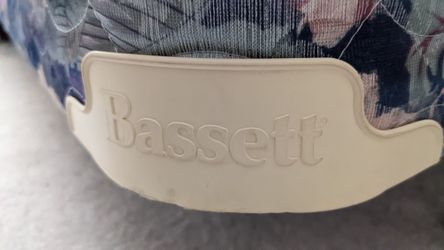 Bassett bed frame (base bed frame)