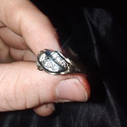 REAL 14k Ladies Ring Size 9