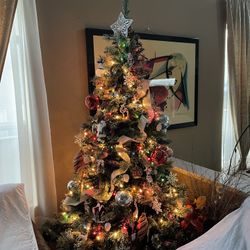 Christmas Tree 7.5 Feet