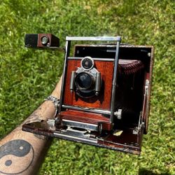 Kodak Burgundy and Brown Cameras(57)32