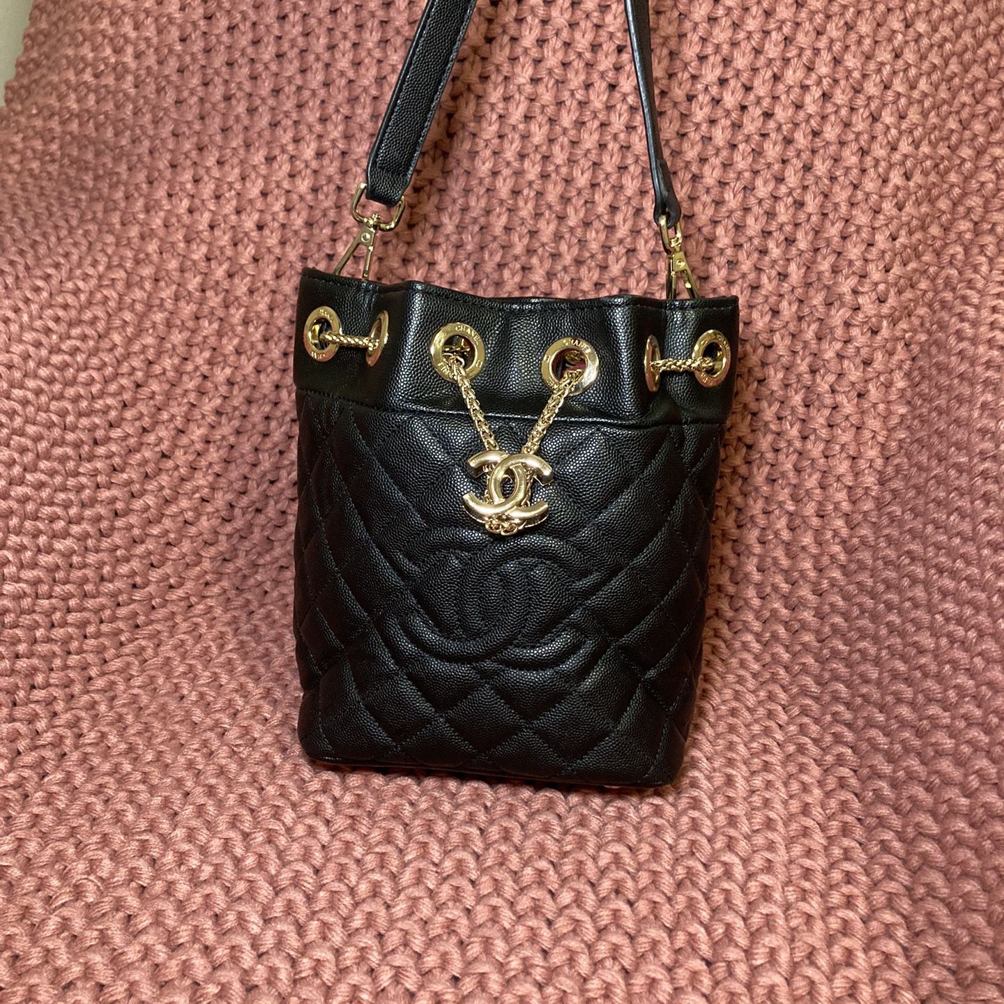 Caviar Leather Vintage Small Size Bucket Bag