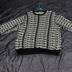 Supreme Repeat Sweater, Size  Large