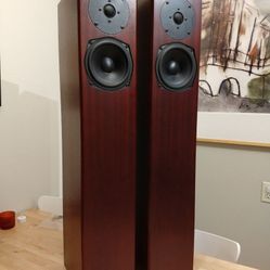 Totem Acoustic Sttaf Floors standing Speakers