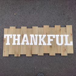 Rustic "THANKFUL" Sign