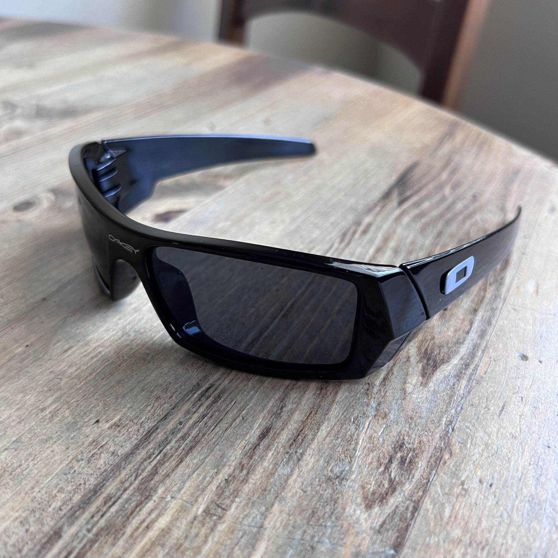 New oakley style sunglasses No damage Pick up Costa mesa More glasses  available for Sale in Newport Beach, CA - OfferUp