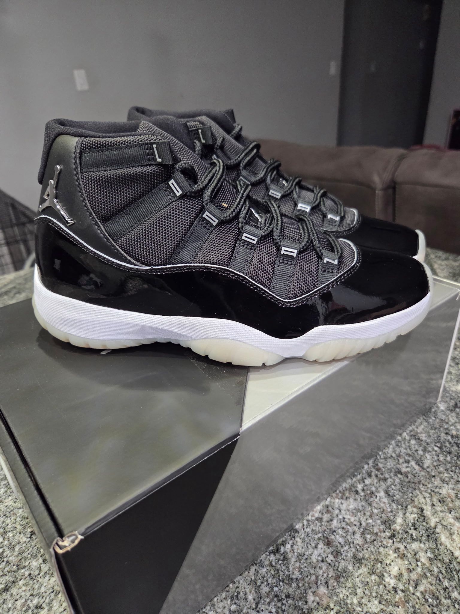 Retro Jordan 13 Jubilee men’s Size 9.5 Brand New 