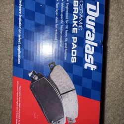 Duralast Ceramic Brake Pads D1212
