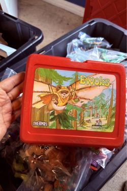 Vintage Star Wars EWOKS Lunch box
