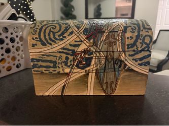 Decorative chest