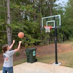 Lifetime 54 inch in ground basketball hoop, adjustable basketball court 
