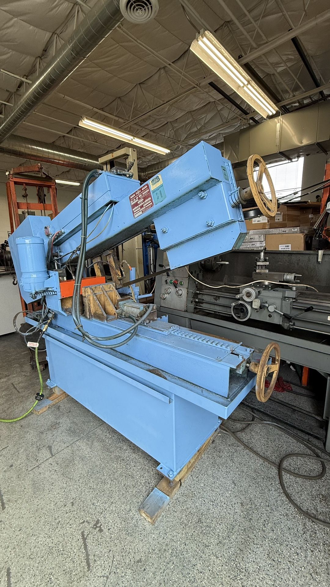 DoAll Band Saw
