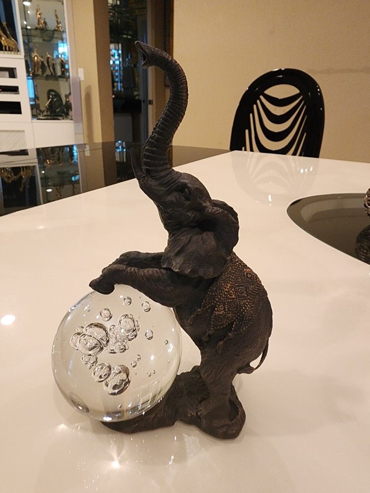 Vintage Elephant Paperweight 