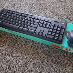 Logitech Wireless Keyboard And Mouse 