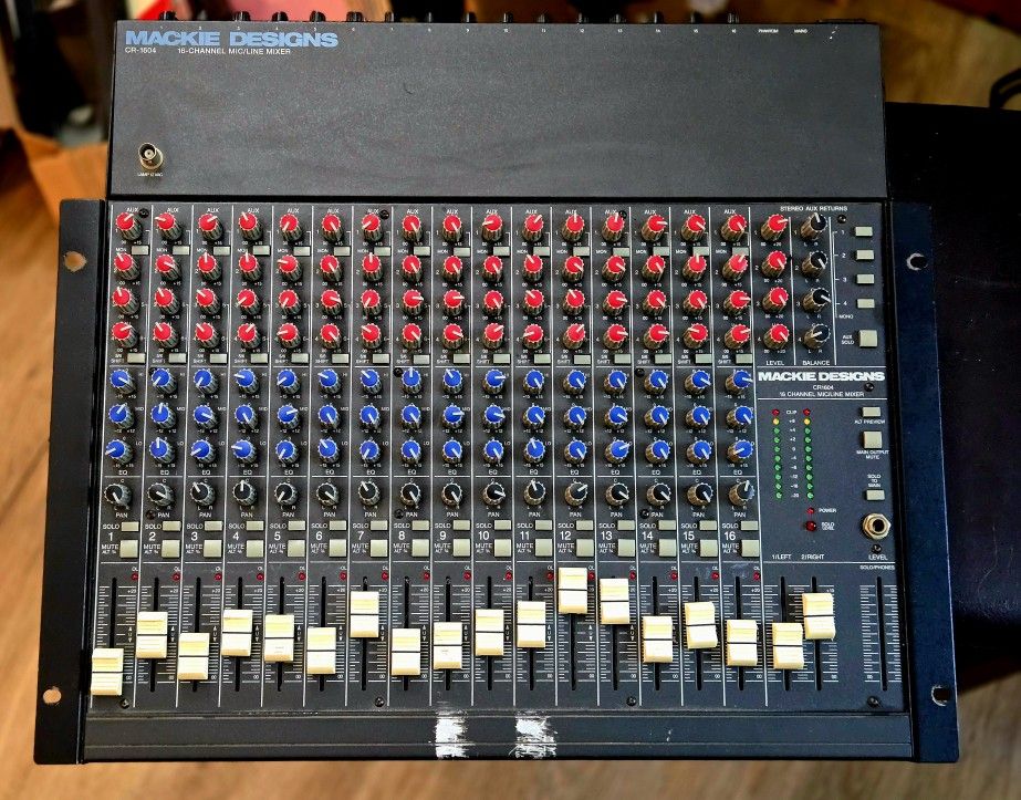 Mackie CR1604 16-Channel Mixing Console CR-1604 Mixer