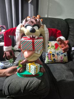 Looney Tunes Taz Christmas Holiday Figure