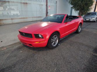 2005 FORD MUSTANG CONVERTIBLE