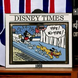 Disney Pin - Disney Times: The First Mickey Mouse Sunday Comic Strip From 2002