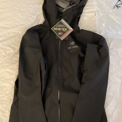 Arcteryx jacket Gortex fabric water proof 