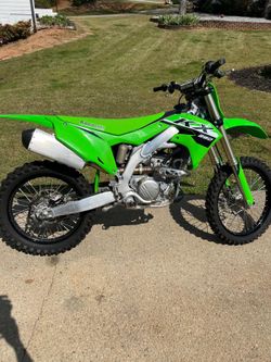 Kawasaki KX 250 dirt bike