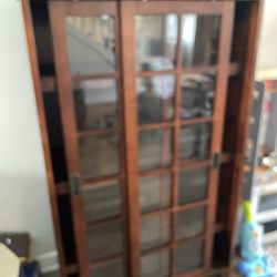 Cabinet: Dual Glass Door