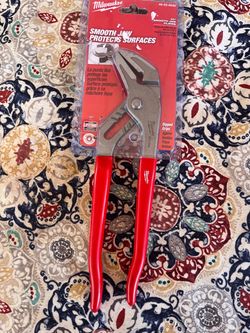 milwaukee 10”Dipped Grip Smooth Jaw Tongue & Groove Pliers
