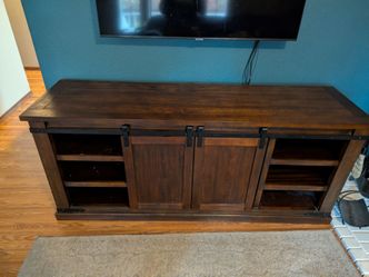 Farmhouse style TV stand/Sideboard