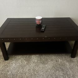 Coffee And Side Tables