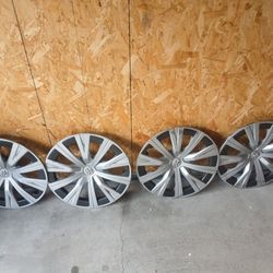2012-2020 Camry Hub Cap