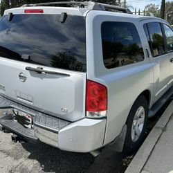 2004 Nissan Armada