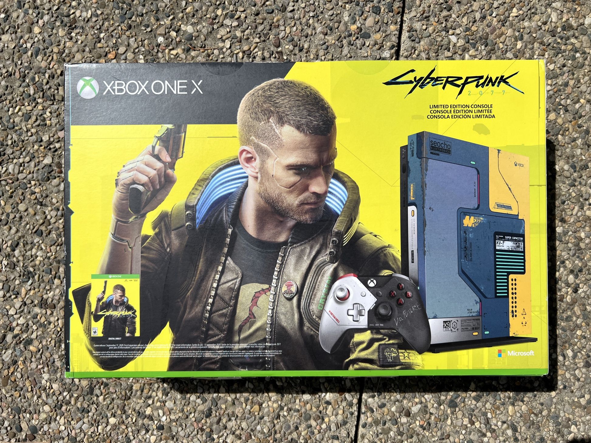 NEW Microsoft Xbox One X Cyberpunk 2077 Limited Edition