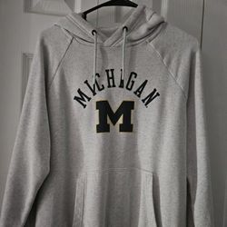 Nike Women's Hoodie 5.00