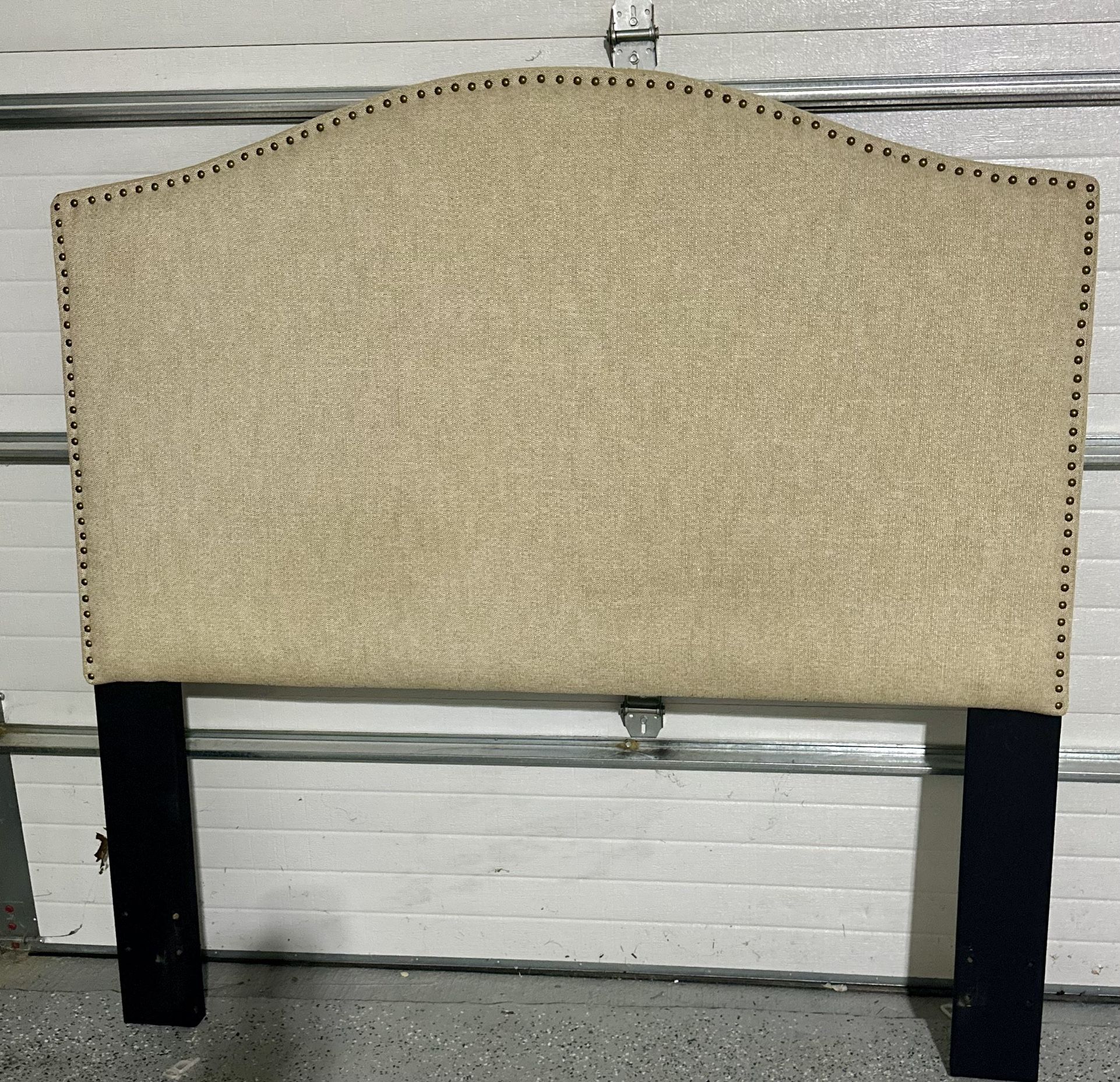 Full Size Headboard With Bed rails And Box Springs 
