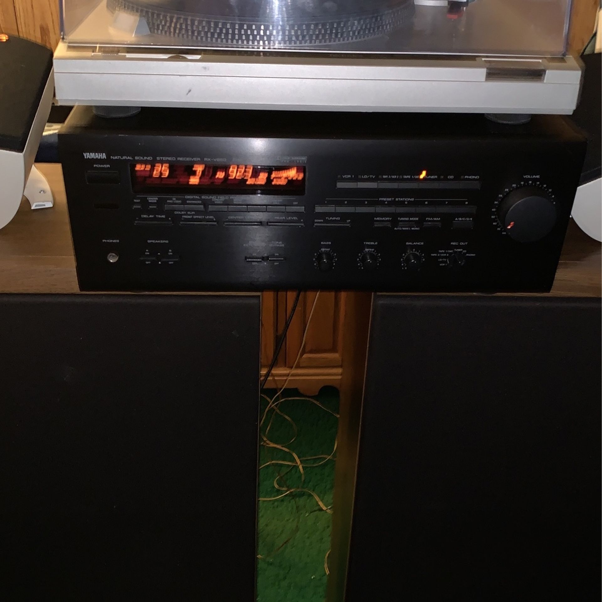 Yamaha natural sound stereo receiver RX- 850 DSP