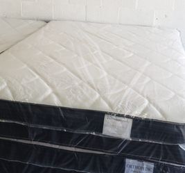 QUEEN PLUSH MATTRESS WITH FREE BOX SPRING 