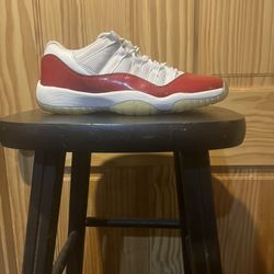 Jordan 11 Low Size 5.5