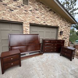King Size Bedroom Set