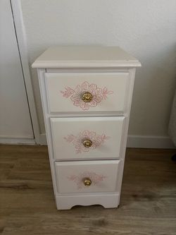 Hand painted Drawer set / end table