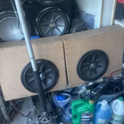 12 Inches Kickers Speakers 