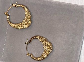Palestinian poppy Hoop Earrings