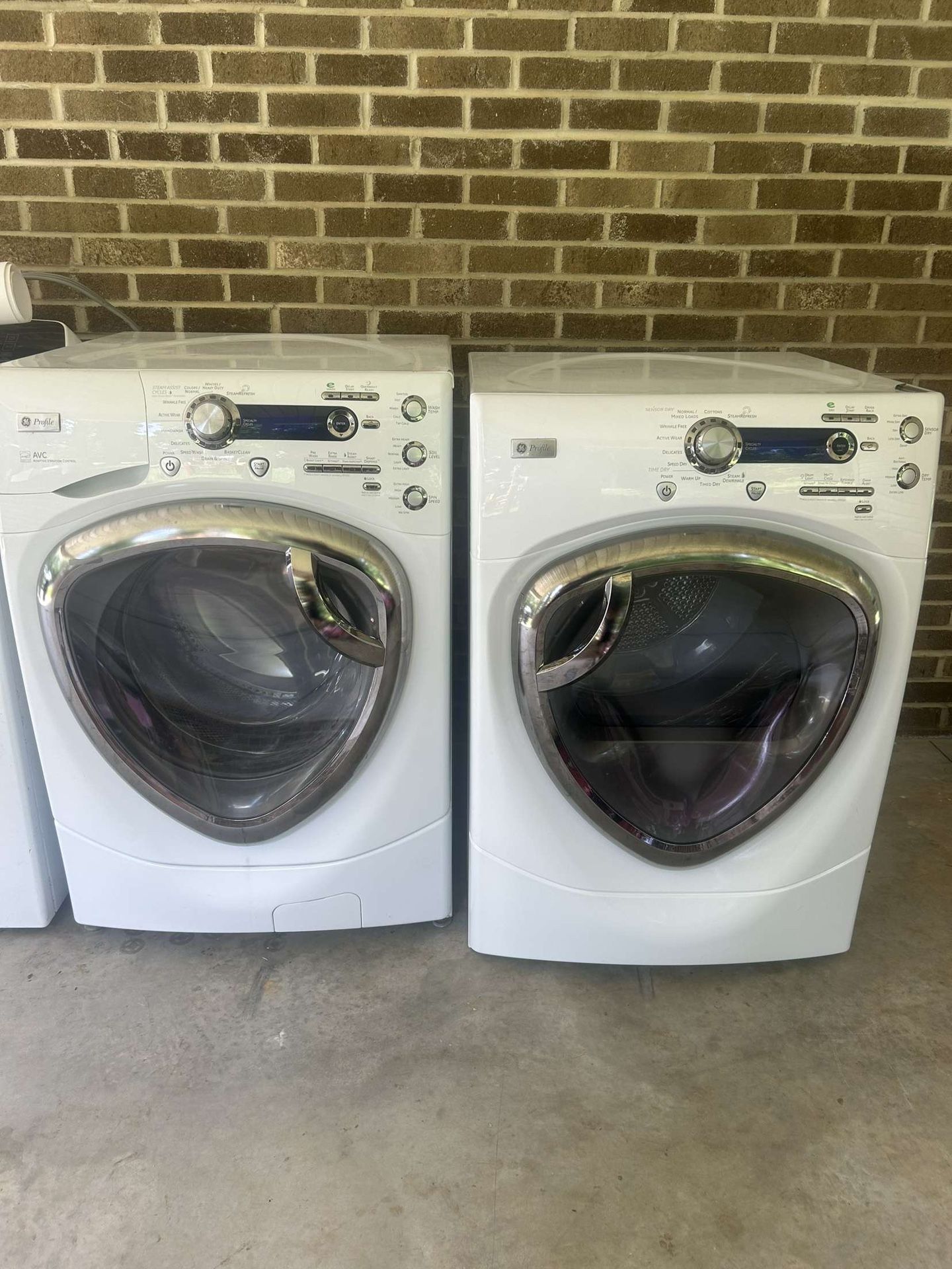 GE Steam Washer and Dryer $550 OBO