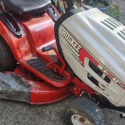 42 Inch Husky Riding Mower Twin Motor 18 Speed