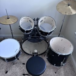  Ludwig Space Black Drumset