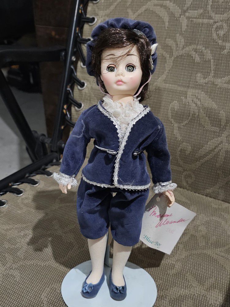 Vintage 1976 Madame Alexander 12" Blue Boy Doll 1345 Portraits in History Series