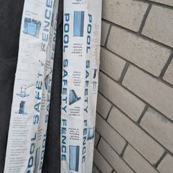 Portable Pool Fence, With Gate