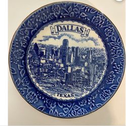 Vintage 6 Inch Dallas Texas Plate