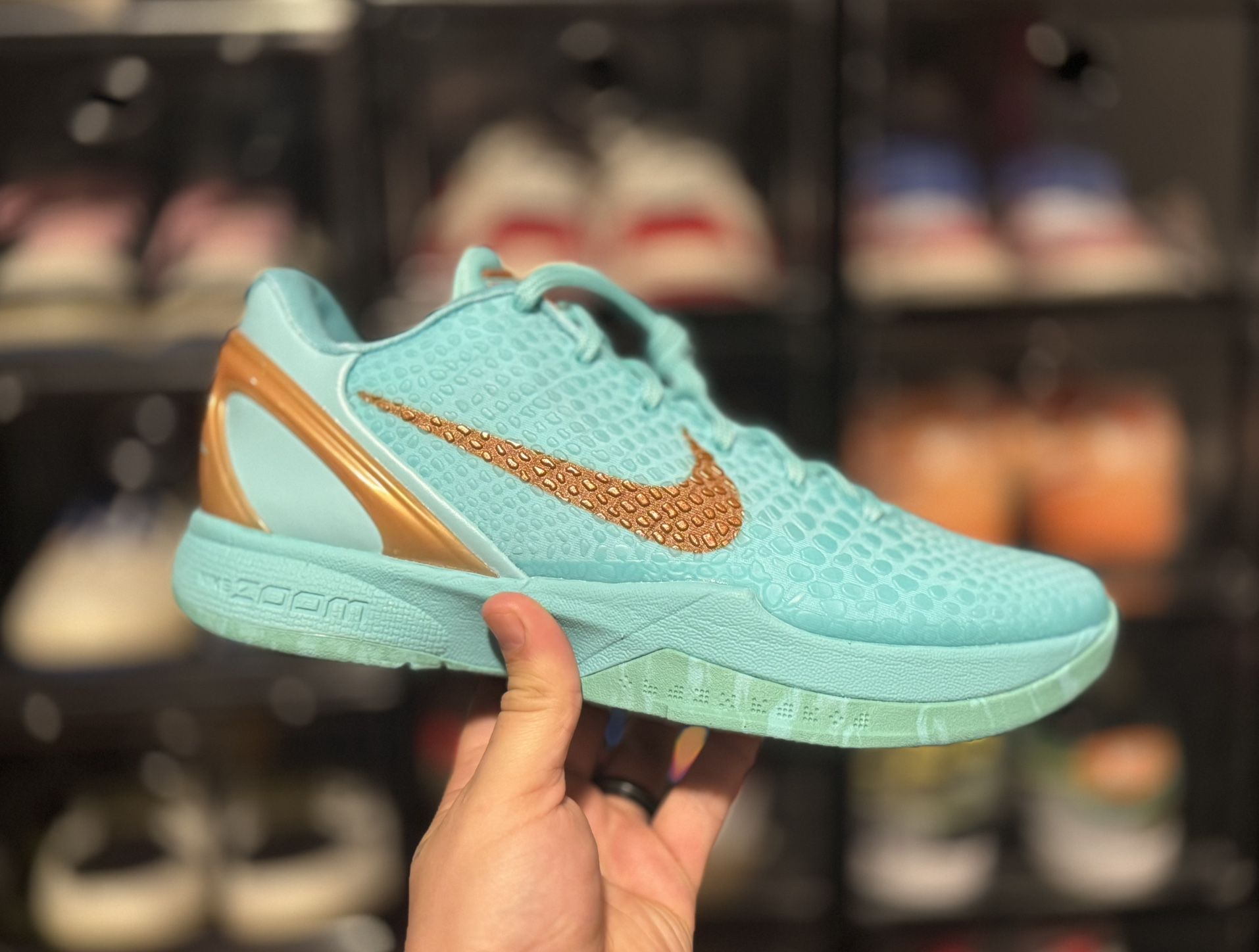 Kobe 6 “Jalen Brunson Statue Of Liberty” Size 8.5